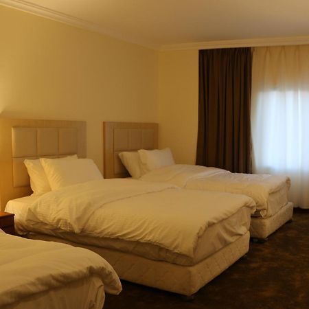 Silk Road Hotel Wadi Musa Exterior photo