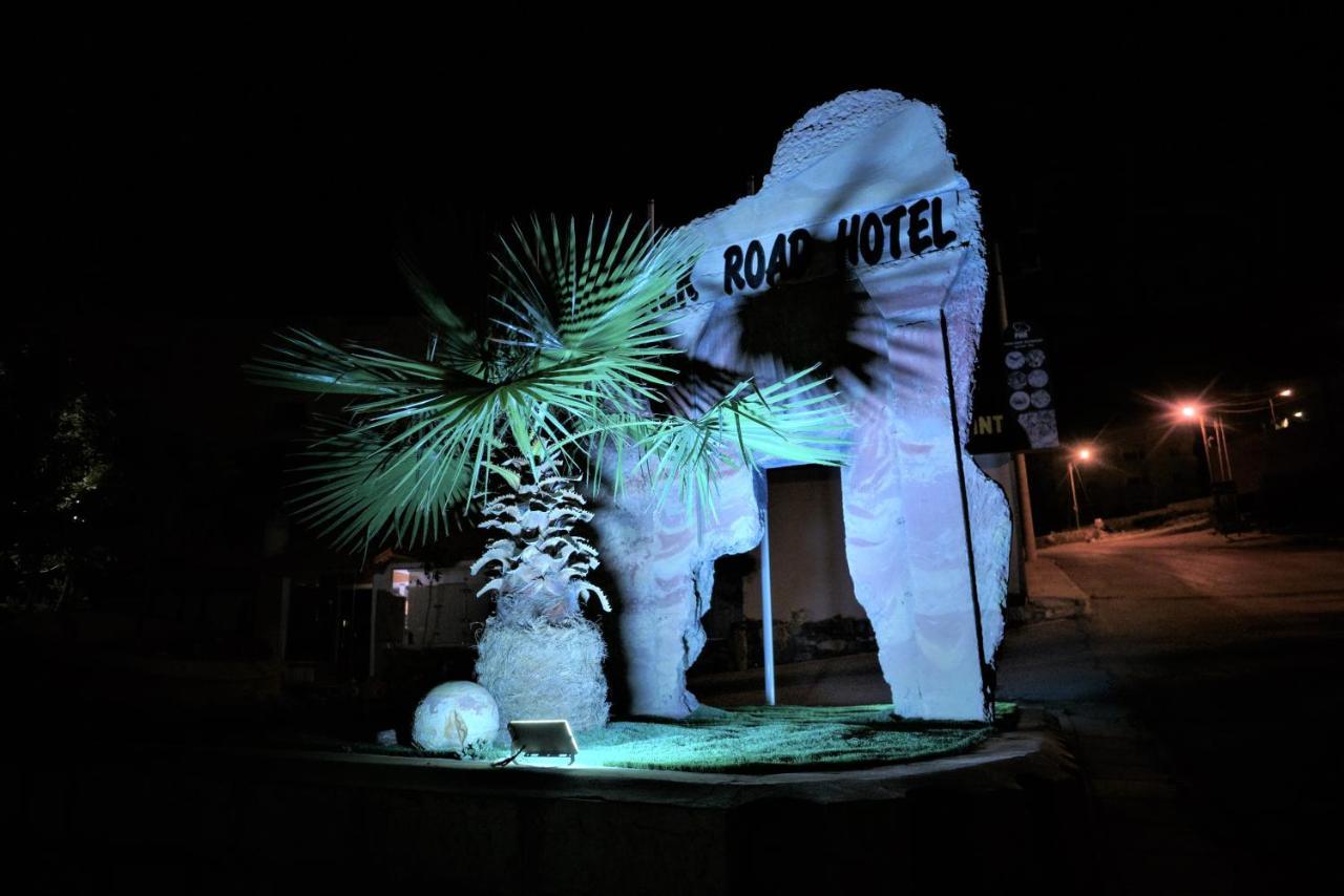 Silk Road Hotel Wadi Musa Exterior photo