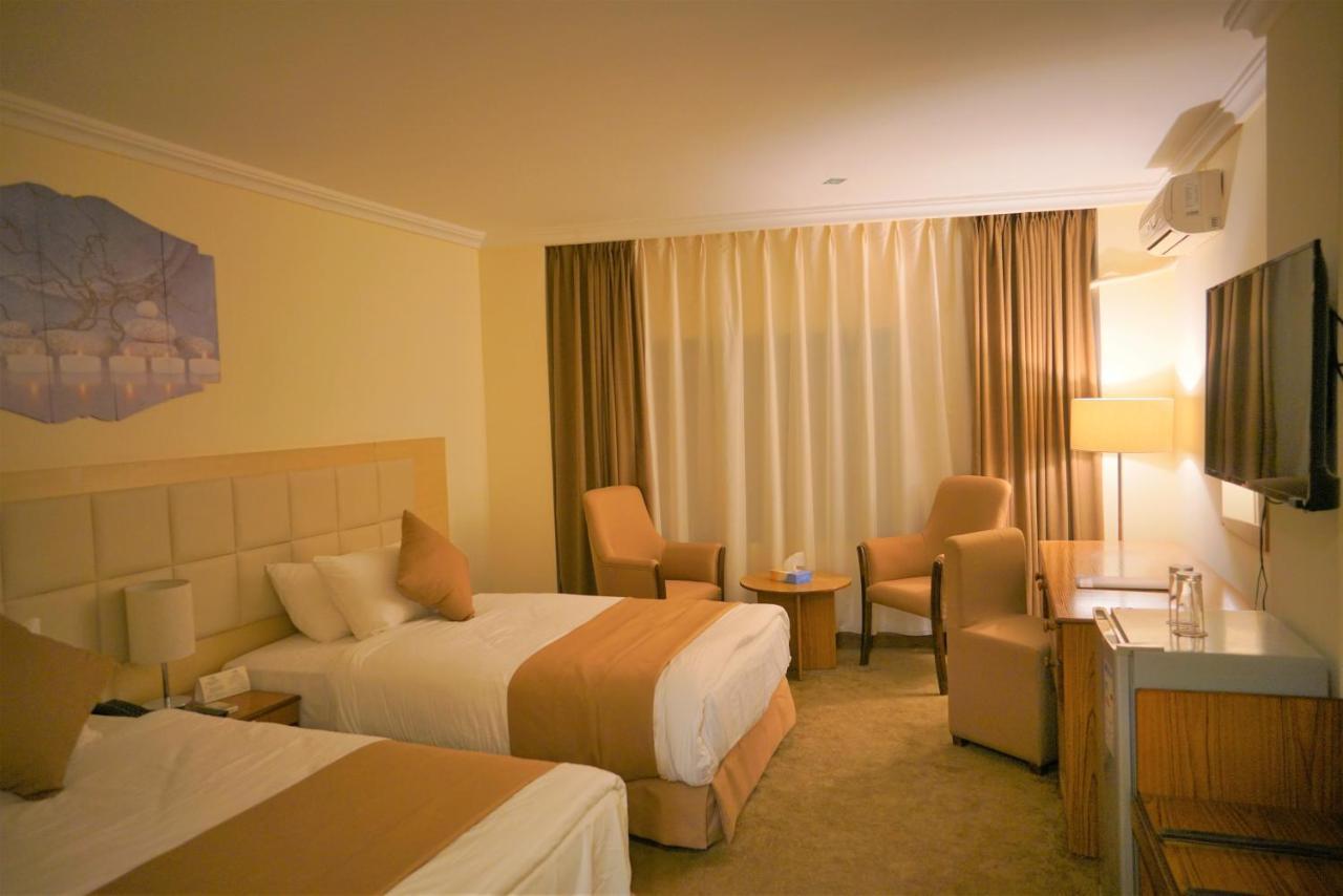 Silk Road Hotel Wadi Musa Exterior photo