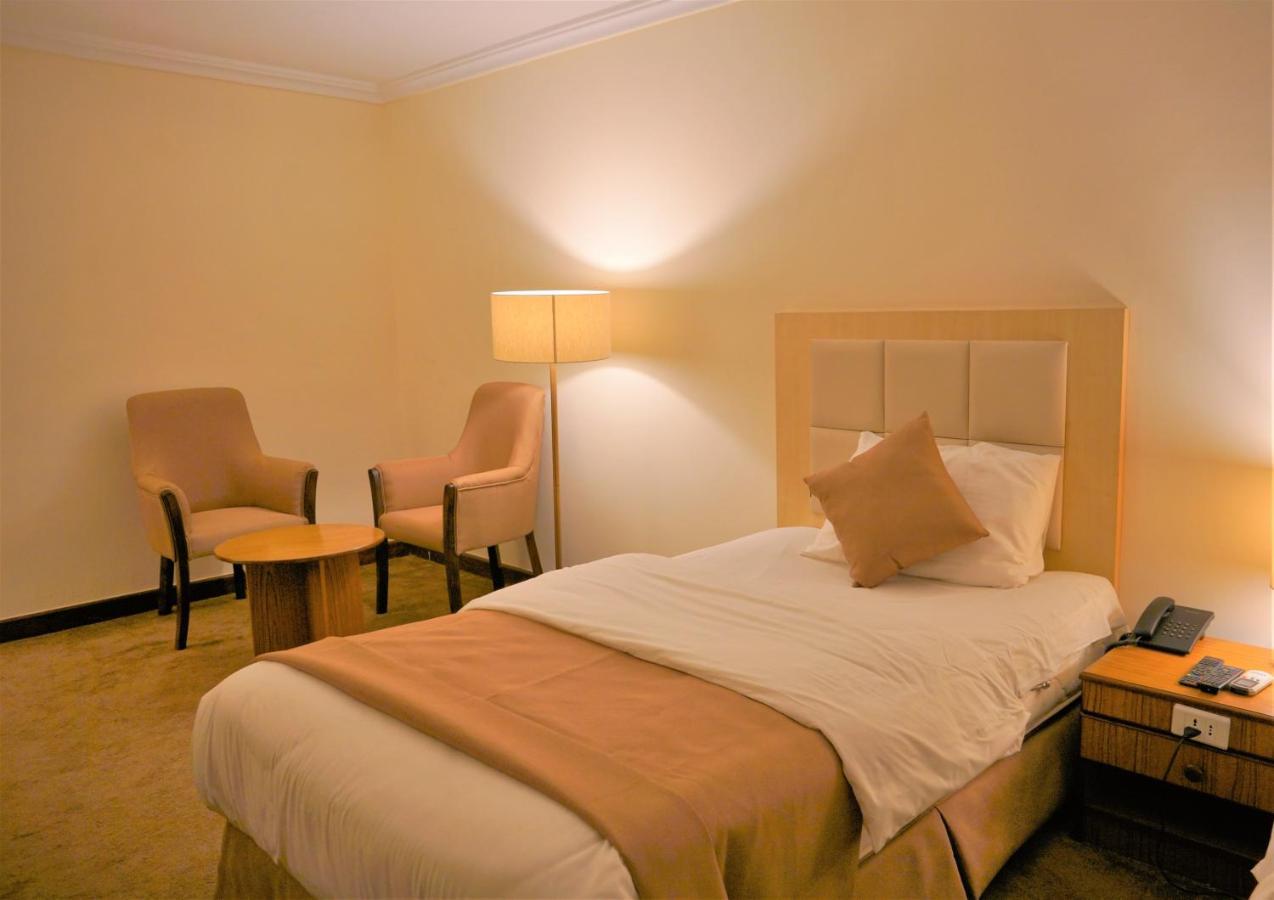 Silk Road Hotel Wadi Musa Exterior photo